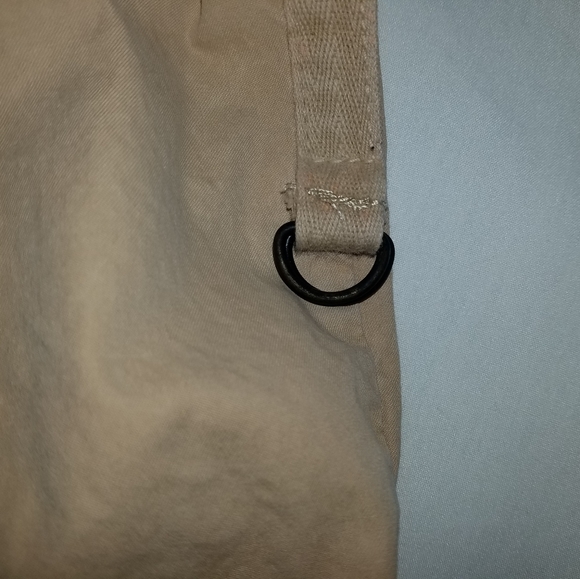 AE vintage adjustable khaki shorts - Picture 3 of 10